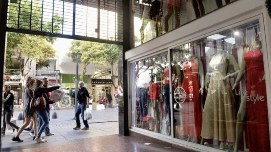 Preocupación en el comercio platense: las ventas cayeron 9,1% y ya son 13 trimestres en rojo