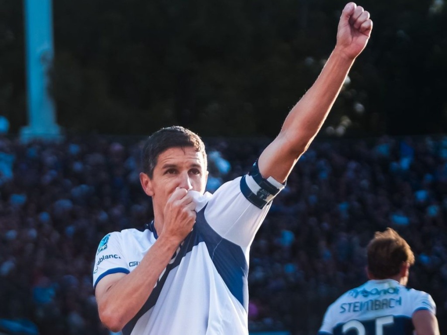 Nacho Fernández reveló el sueño que tiene con el Lobo, empezó a jugar el partido con Vélez y le mandó un mensaje a Guillermo