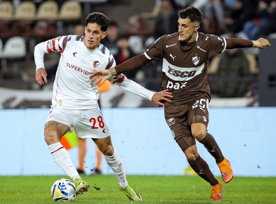 Estudiantes superó a Platense por pura eficacia y terminó como primero de la Zona A