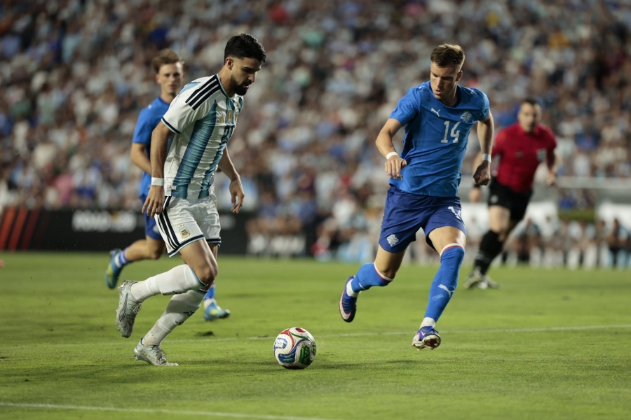 Argentina goleó a Islandia y espera por el debut en el mundial