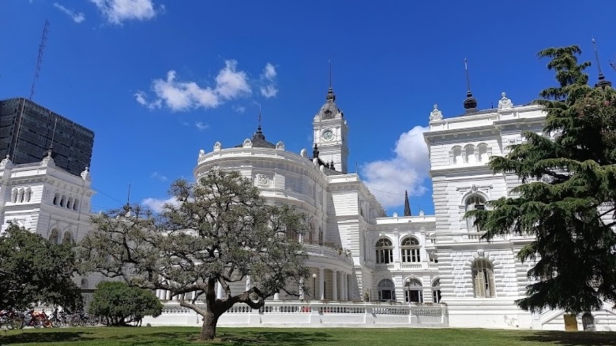 Sueldo y aguinaldo juntos: la Municipalidad de La Plata confirmó la fecha de pago para sus trabajadores
