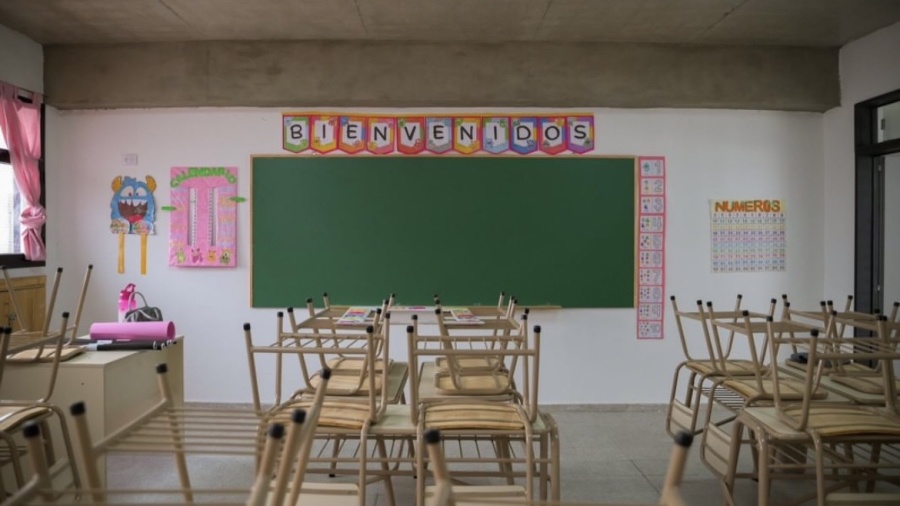 Escuelas sin docentes y estatales al límite: la bomba que enfrenta el gobierno de la Provincia de Buenos Aires