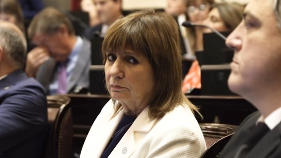 Bullrich cruzó a Adorni por su declaración jurada: ”Es más que un error, es una omisión ética”