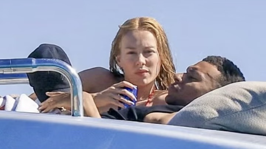 Amor en Ibiza: Mbappé y Ester Expósito fueron vistos a los besos días antes del Mundial 2026