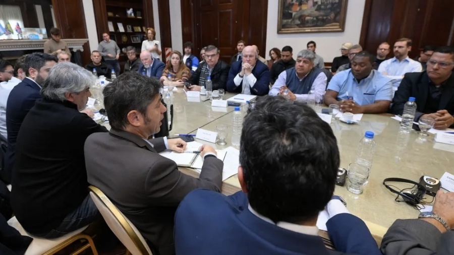 Kicillof le agradeció a Moyano el apoyo sindical internacional: “Si Milei les da la espalda, la Provincia los acompaña”