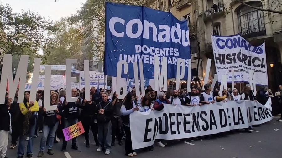 Docentes universitarios vuelven a amenazar con un paro y las clases en la UNLP podrían verse afectadas