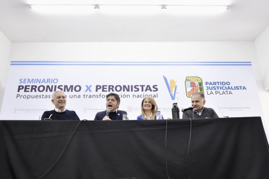 Kicillof reunió dirigentes de todo el país en La Plata y Alak lanzó: “Axel hoy es una esperanza enorme”