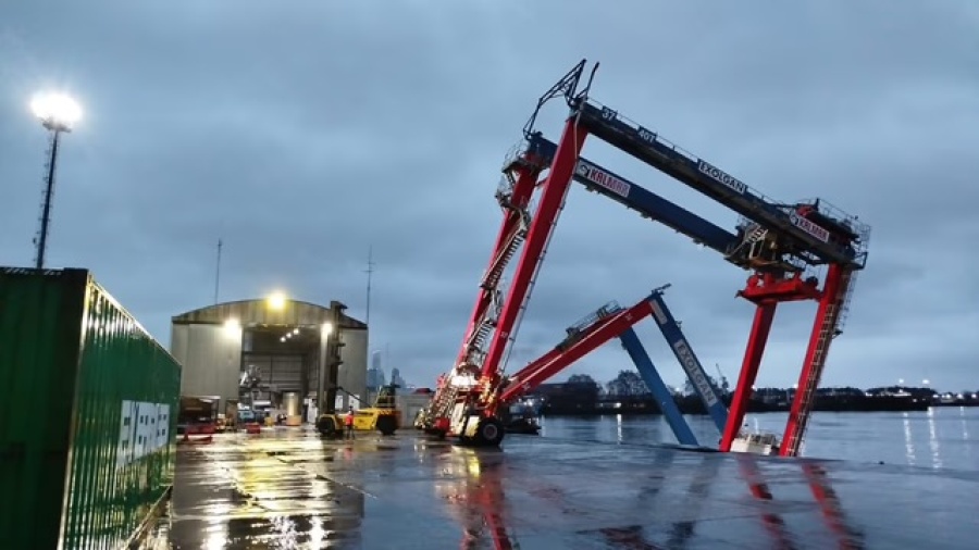 Se derrumbó parte de un muelle en Puerto Dock Sud en medio del fuerte temporal