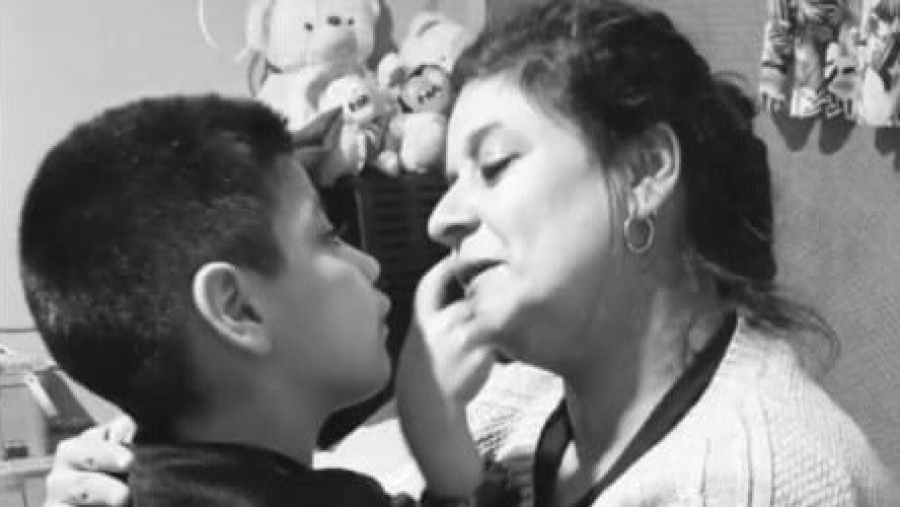 Genna tiene 6 años y enfrenta una enfermedad poco frecuente: su familia necesita ayuda