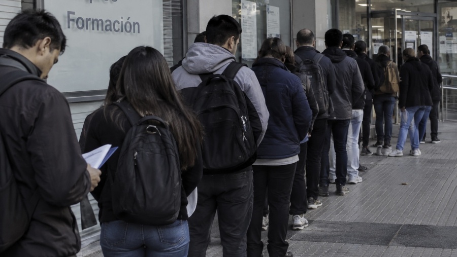 Preocupante dato del empleo en Argentina: la desocupación llegó al nivel más alto desde 2021