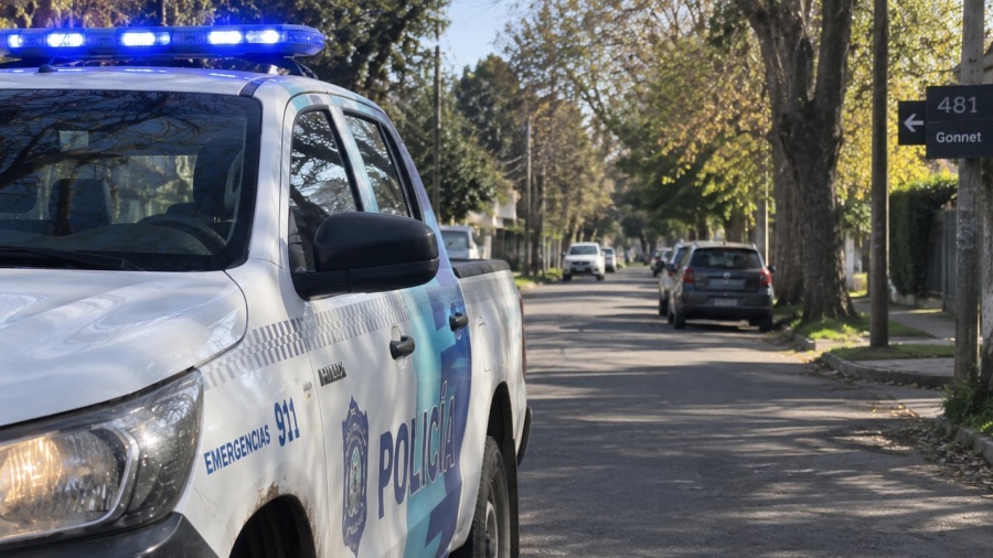 Preocupación en Gonnet-Bell por una ola de robos en autos estacionados: denunciaron más de 20 casos