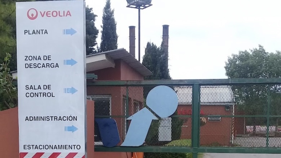 Cuatro encapuchados entraron a una fábrica de La Plata, provocaron destrozos y escaparon con dinero y chequeras