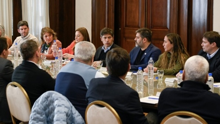 Kicillof y Díaz reunieron a intendentes para reforzar la lucha contra la violencia de género y los ataques homofóbicos