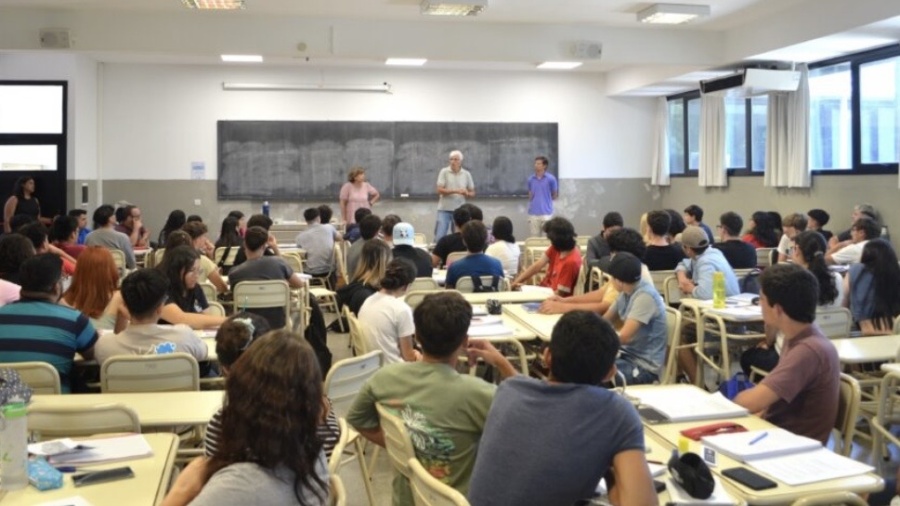 Nuevo paro en la UNLP: los docentes confirmaron otra jornada sin clases para la próxima semana