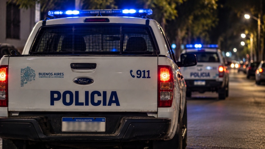 Violento robo a un Uber en La Plata: le sacaron el auto, intentó recuperarlo y terminó arrastrado por otro vehículo