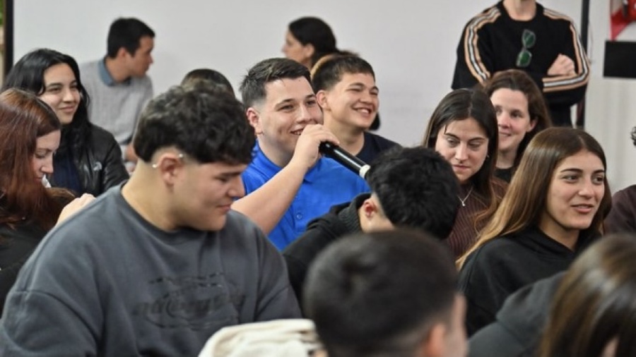Preocupación por la ludopatía entre los jóvenes: buscan frenar el avance de las apuestas online