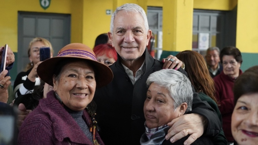 Alak celebró el Día del Jubilado en La Plata con música, baile y reconocimientos