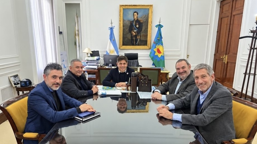 Kicillof recibió a martilleros bonaerenses y analizó una propuesta para aliviar los gastos de los inquilinos