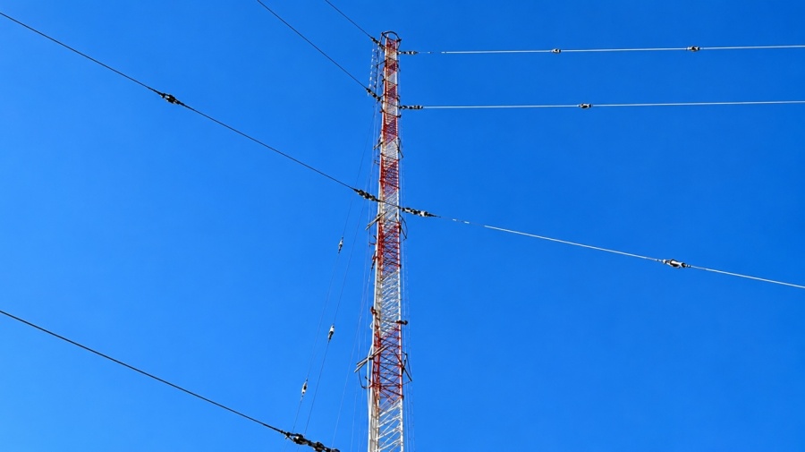 Robaron cables de la antena de CADENA COOL en Dolores y dejaron a la radio fuera del aire