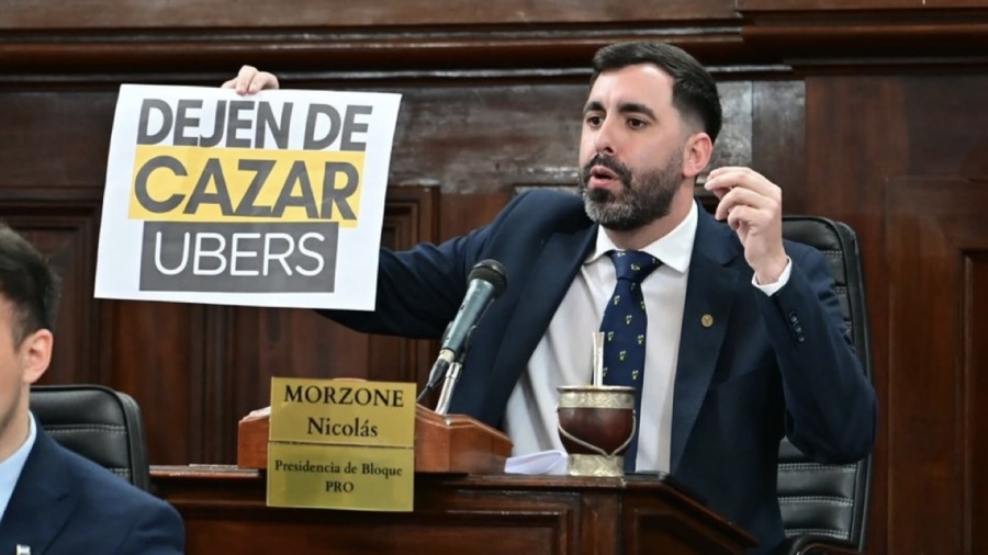 Morzone cruzó a Alak por los controles a choferes de aplicaciones en La Plata: “Dejen de cazar vecinos que quieren trabajar”