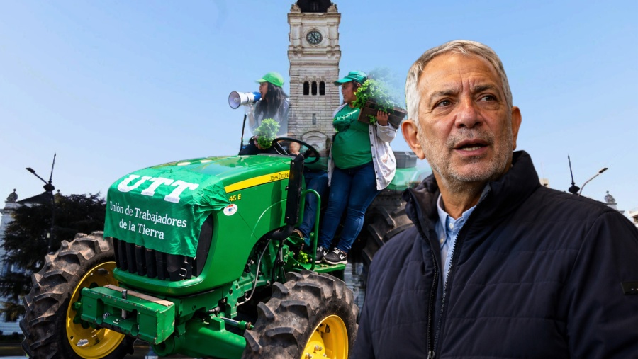 Tractorazo contra Alak frente a la Municipalidad de La Plata por el mal estado de los caminos rurales