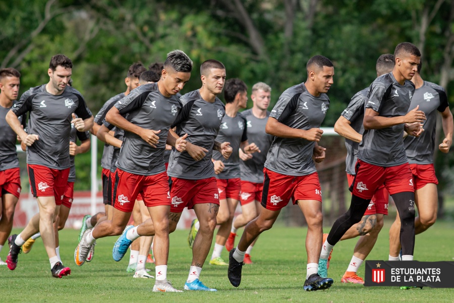 Zielinski definió los convocados y asoma un equipo muy alternativo para visitar a Vélez