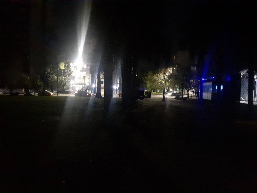 Vecinos de Parque Saavedra denuncian la falta de luminaria en la zona