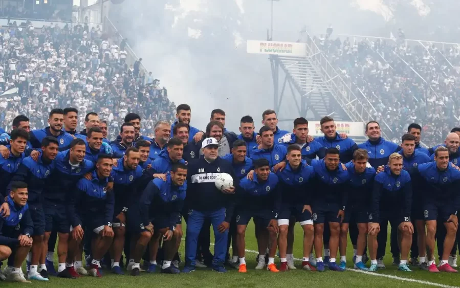 A horas de la final de Lanús, el recuerdo de un ex Gimnasia de su etapa con Maradona: ”Para mí fue como un título”