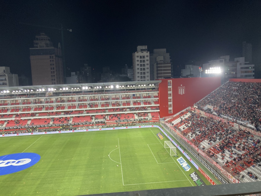 Estudiantes perdió el invicto con Boca en UNO