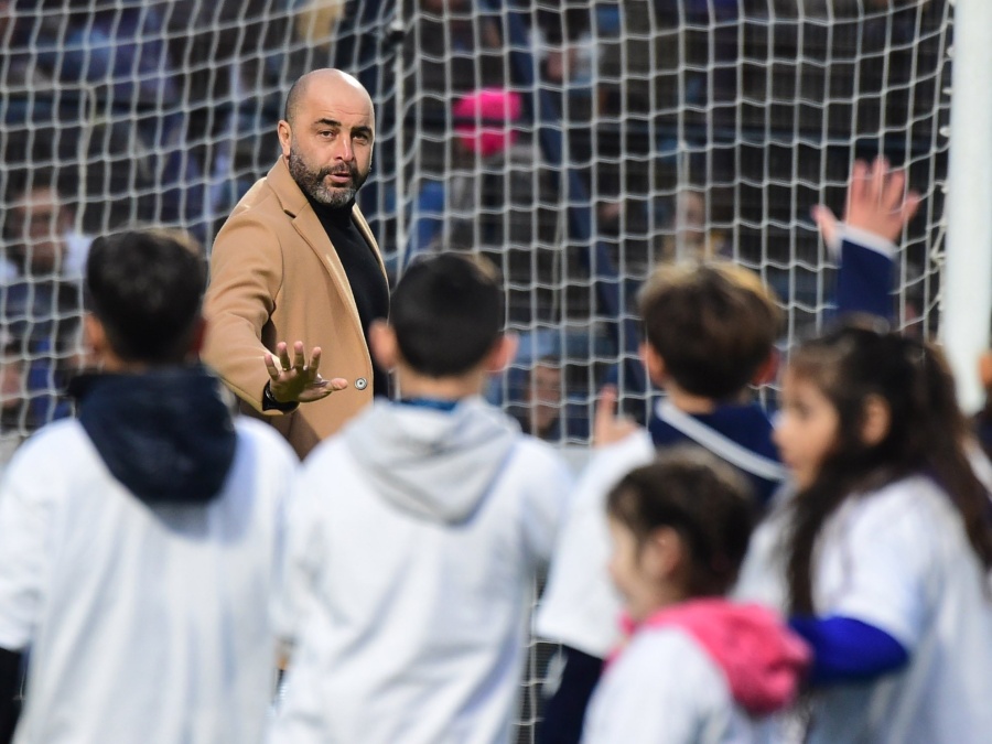 Méndez dejó en claro su postura de cara al libro de pases y le mandó un mensaje a la dirigencia del Lobo