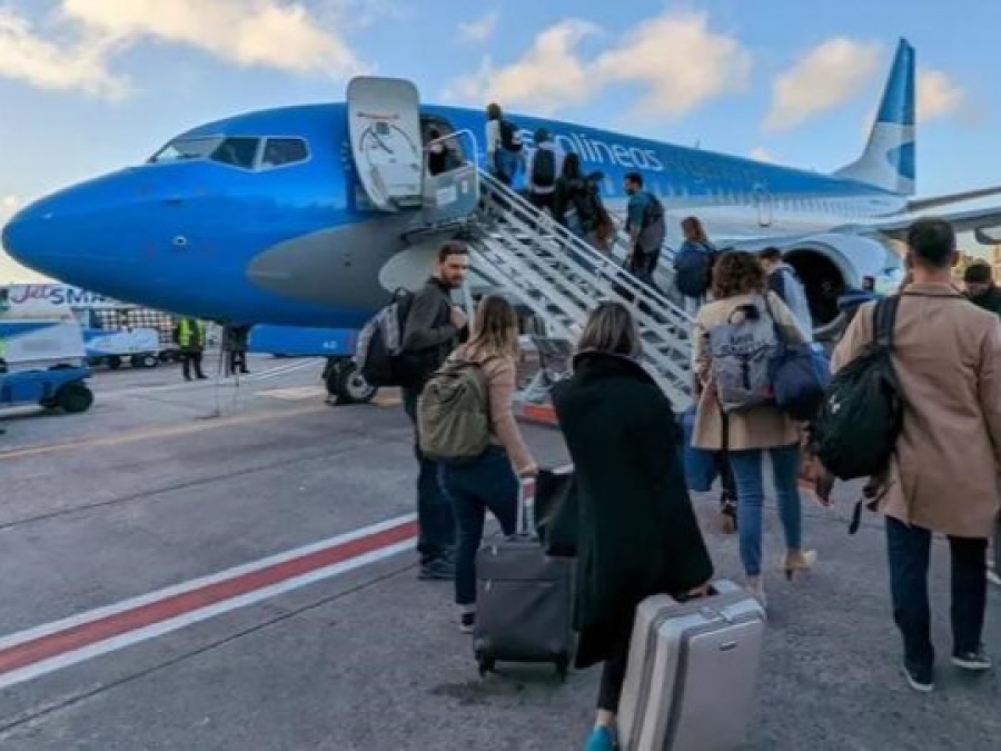 El Gobierno prepara vuelos para repatriar argentinos desde Israel