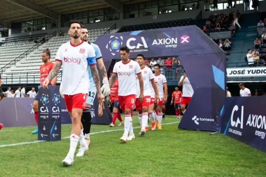 El extraño caso de un futbolista del Pincha: de su salida frustrada a quedar marginado y ser declarado prescindible