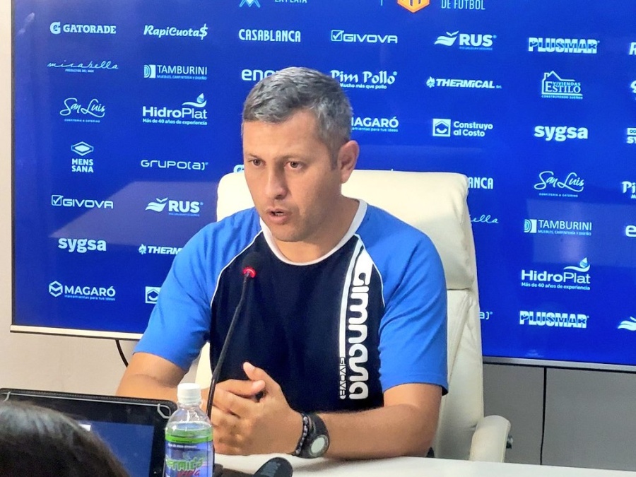 Diego Flores: ”Estamos capacitados para sacar adelante a Gimnasia y me siento respaldado por los jugadores y la directiva”