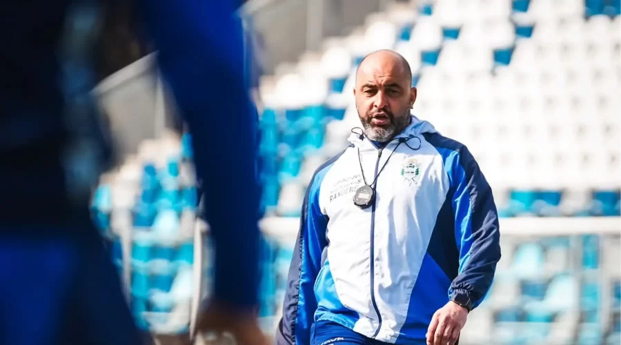 Con bajas por lesión y la vuelta de los pibes, Méndez pasó lista para jugar con Riestra