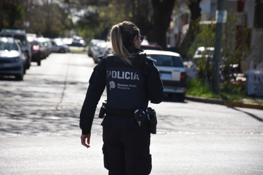 Pelea trágica en Villa Elvira: un hombre apuñaló a otro en el pecho y lo mató