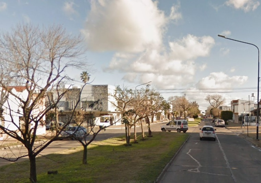 En avenida 66 y 30, un vecino pidió que ”pongan una loma de burro”