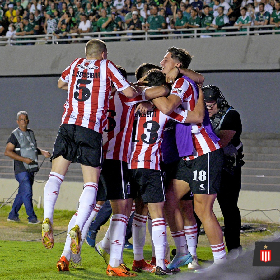 Estudiantes ganó en Brasil y se puso el traje de candidato en la Sudamericana