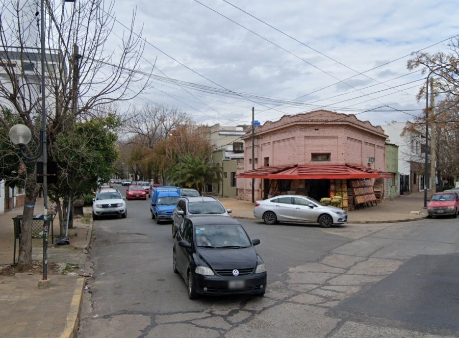 Muchos tiros y choques en una gran persecución que comenzó en barrio Hipódromo y culminó en Ensenada