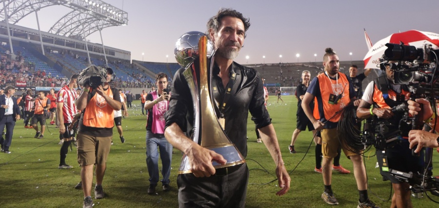 Hay Barba para rato: Estudiantes confirmó la continuidad de Eduardo Domínguez