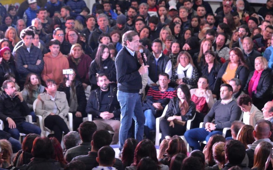 Garro presentó su equipo para competir en las elecciones: “Es tiempo de redoblar esfuerzos y de escuchar más a los platenses”