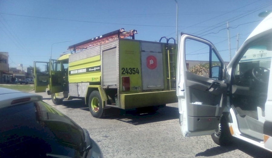Un grave incendio en Melchor Romero destruyó por completo cinco casas