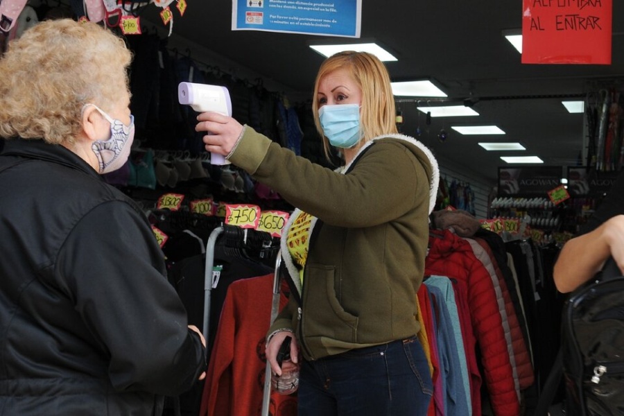 Coronavirus: el Gobierno flexibilizó los protocolos de prevención