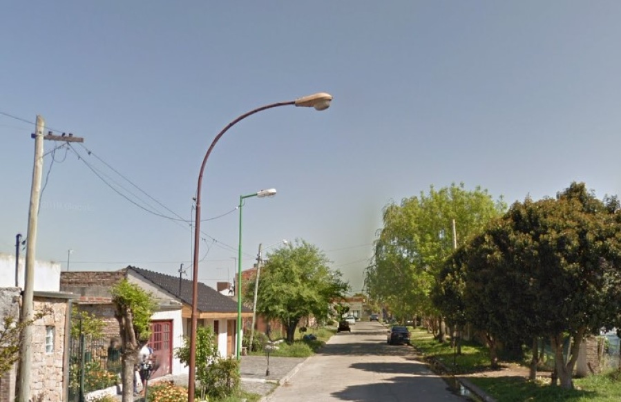 “Es una boca de lobo”: los vecinos piden más luminarias en un sector de Villa Elvira