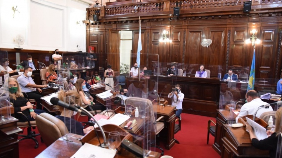 El Frente de Todos trató de hipócritas a Juntos por no reconocer que el 80% de la deuda de la tasa de Capitalidad es de Vidal