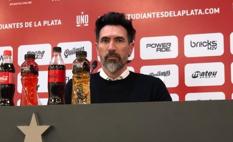 Domínguez molesto tras la derrota: ”Tenemos que entender lo que representamos y por quién jugamos”