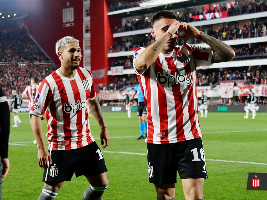 Estudiantes jugó el partido perfecto, le ganó 1 a 0 a Corinthians pero quedó eliminado en los penales