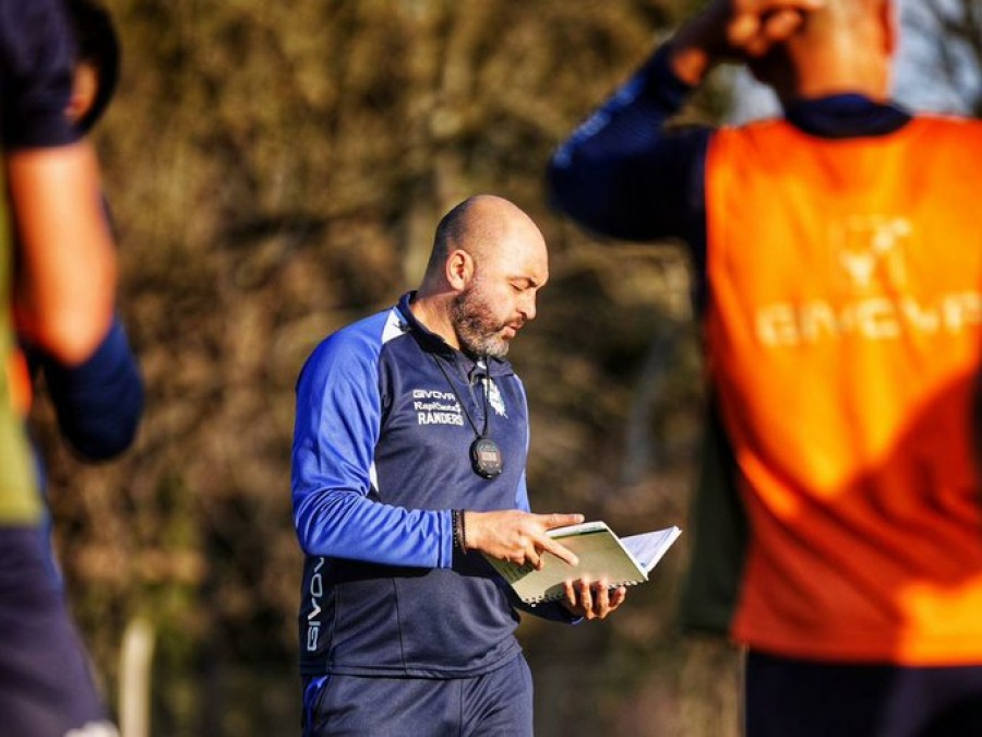 ¿Qué equipo planea Méndez para debutar en la pretemporada?