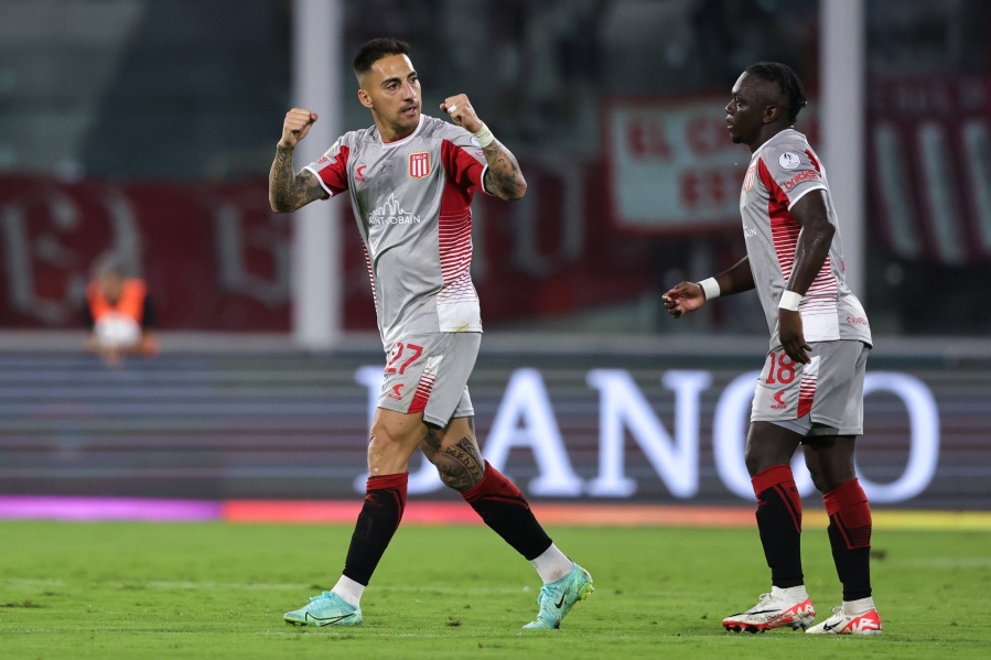 Estudiantes acariciaba la Supercopa pero la perdió en el último suspiro