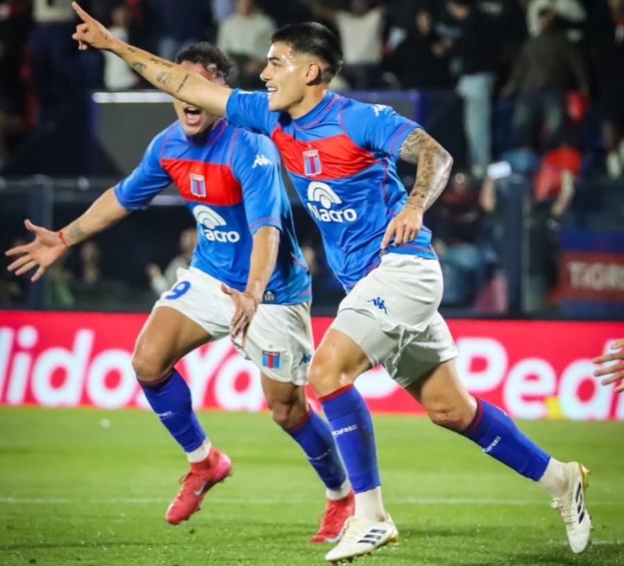 Estudiantes fue un desconcierto, cayó en Victoria y se quedó sin chances de jugar la Sudamericana