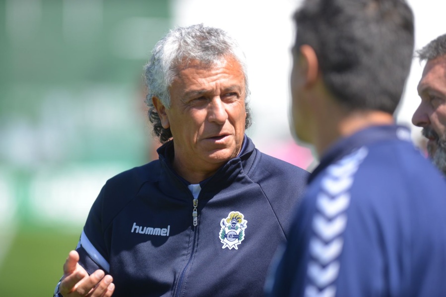Gorosito dejó de ser el técnico de Gimnasia